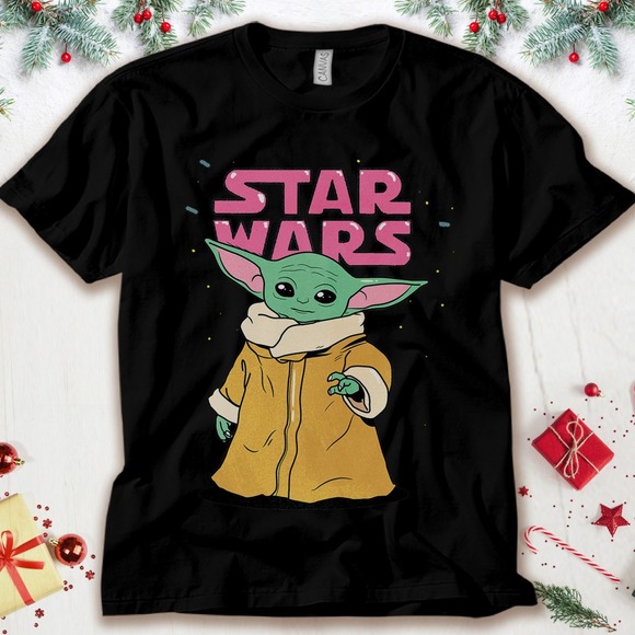 Baby Yoda Star Wars The Mandalorian The Child Pink Bubble Letters Unisex T-Shirt - Picture 1 of 2